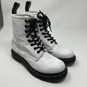 DR. MARTENS Women’s 1460 Combat Boots Size 6 White Leather 8-Eye Lace-Up Docs